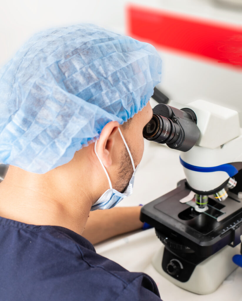 Test de fertilité au Centre PMA de la Clinique Naoufel à Constantine, centre de procréation médicalement assistée en Algérie pour FIV, ICSI et traitement de l’infertilité