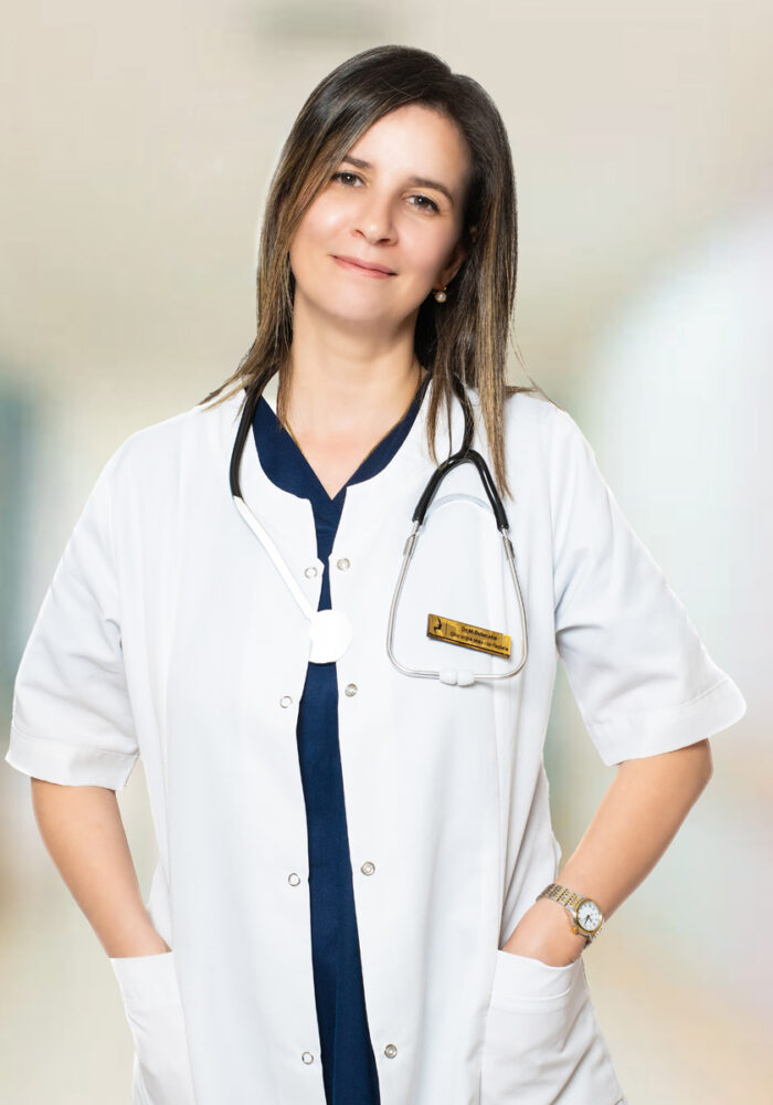 Dr OUELMANE Mounia esthétique et Maxillofaciale